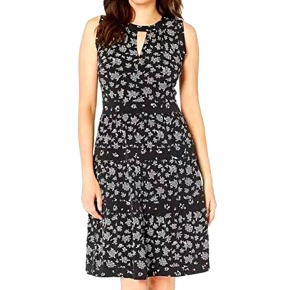 Michael Kors Dresses & Skirts - Michael Kors Womens Black/White Dress